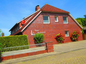 Risel-Ferienhaus-im-Huus-Godewind-mit-Sauna-und-Kamin